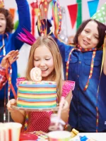 let-s-sing-happy-birthday-her_329181-7627